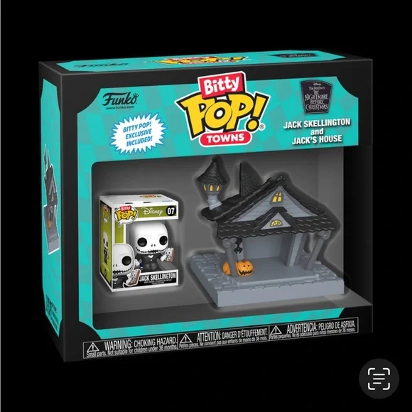 Bitty Pop! Towns - Jack Skellington and Jack’s House - Picture 7 of 11